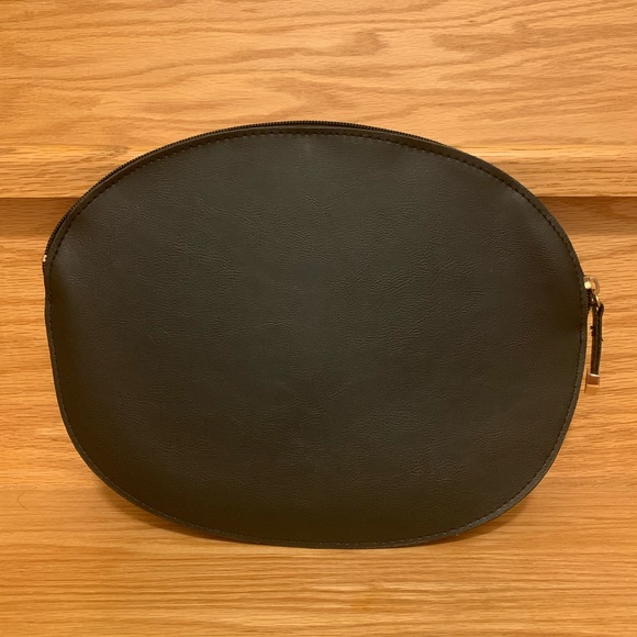 Donut Clutch - Picture 3 of 3